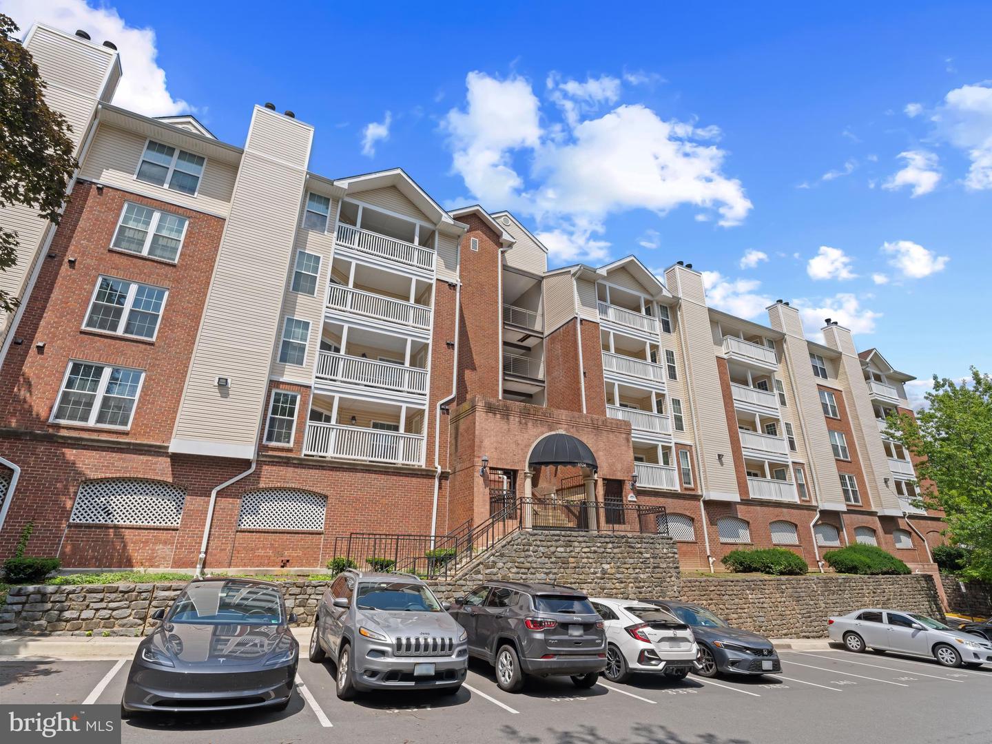 1524 LINCOLN WAY #105, MCLEAN, Virginia 22102, 1 Bedroom Bedrooms, ,1 BathroomBathrooms,Residential,For sale,1524 LINCOLN WAY #105,VAFX2256354 MLS # VAFX2256354