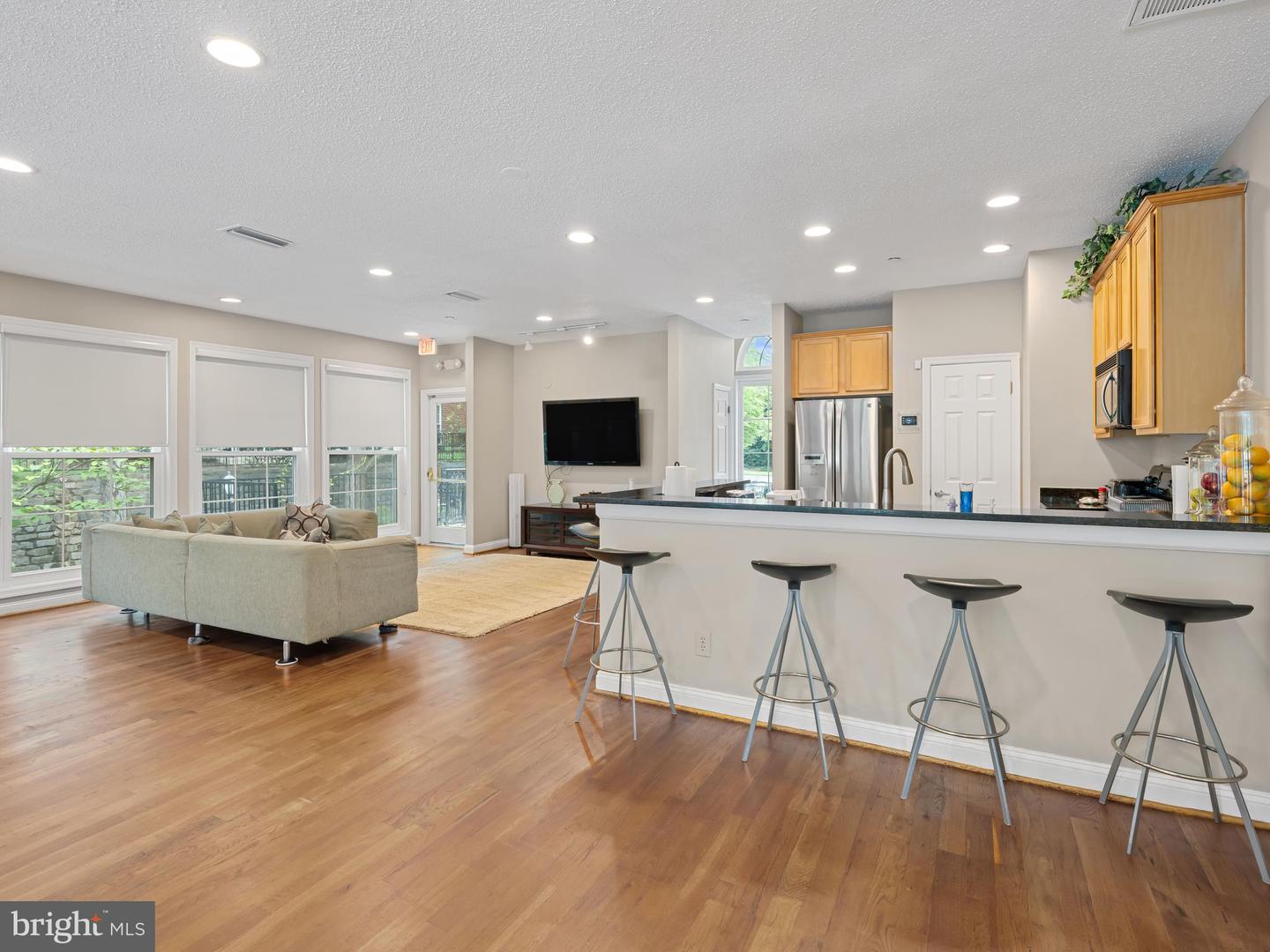 1524 LINCOLN WAY #105, MCLEAN, Virginia 22102, 1 Bedroom Bedrooms, ,1 BathroomBathrooms,Residential,For sale,1524 LINCOLN WAY #105,VAFX2256354 MLS # VAFX2256354