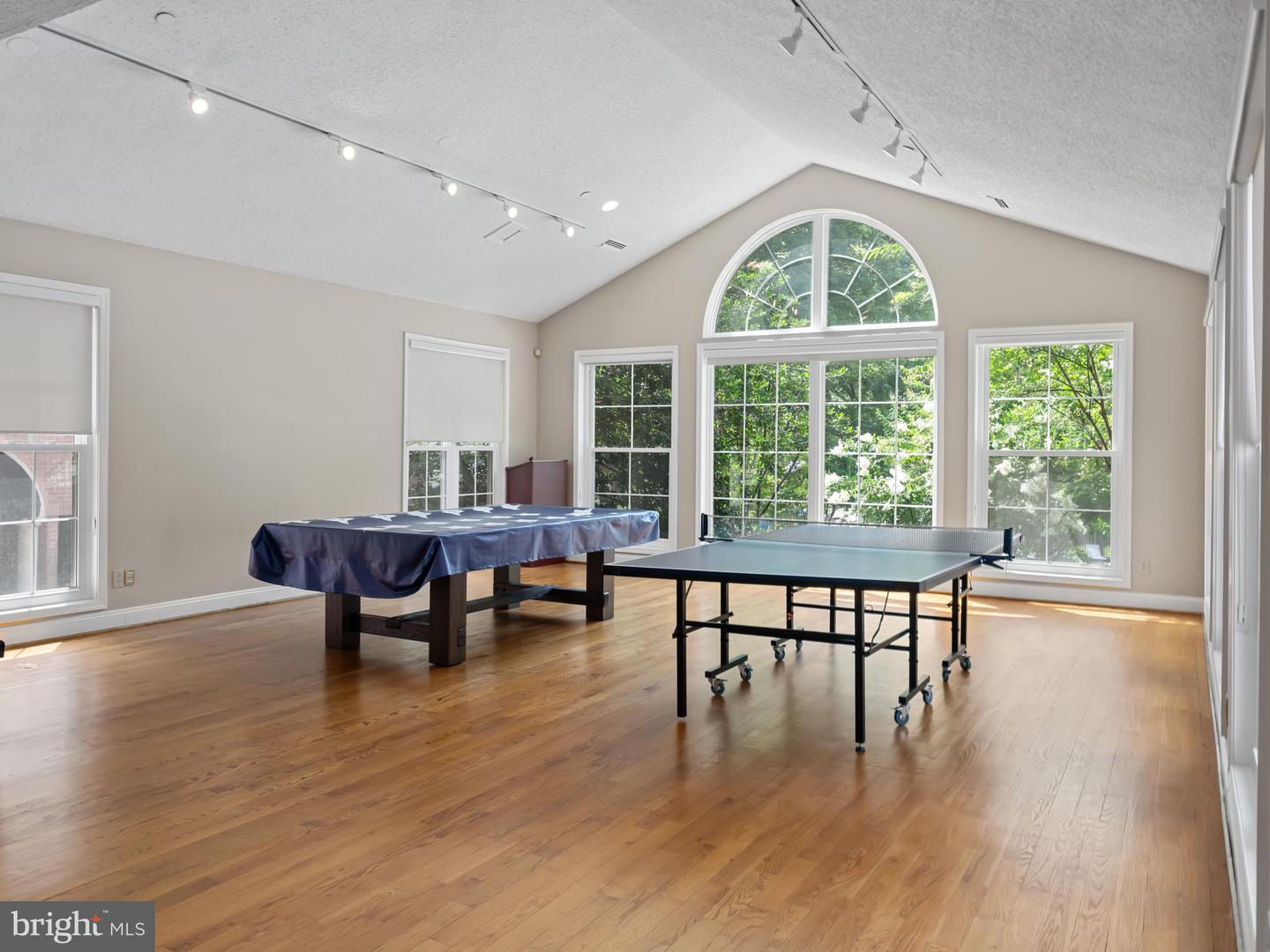 1524 LINCOLN WAY #105, MCLEAN, Virginia 22102, 1 Bedroom Bedrooms, ,1 BathroomBathrooms,Residential,For sale,1524 LINCOLN WAY #105,VAFX2256354 MLS # VAFX2256354