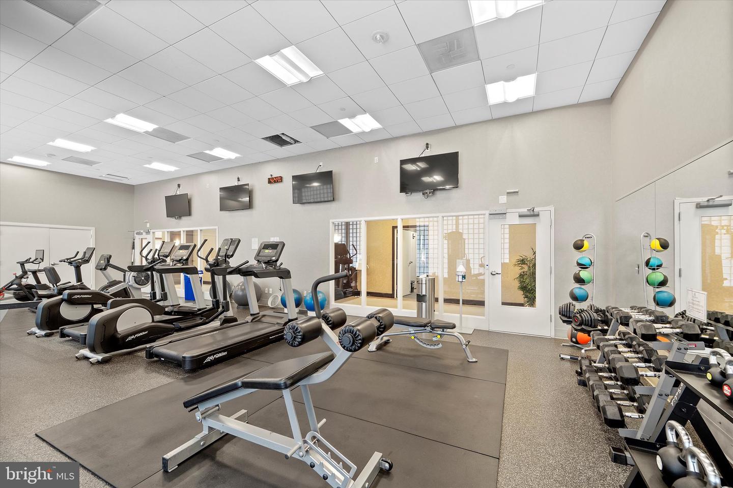 1020 N HIGHLAND ST #1109, ARLINGTON, Virginia 22201, 1 Bedroom Bedrooms, ,1 BathroomBathrooms,Residential,For sale,1020 N HIGHLAND ST #1109,VAAR2061100 MLS # VAAR2061100