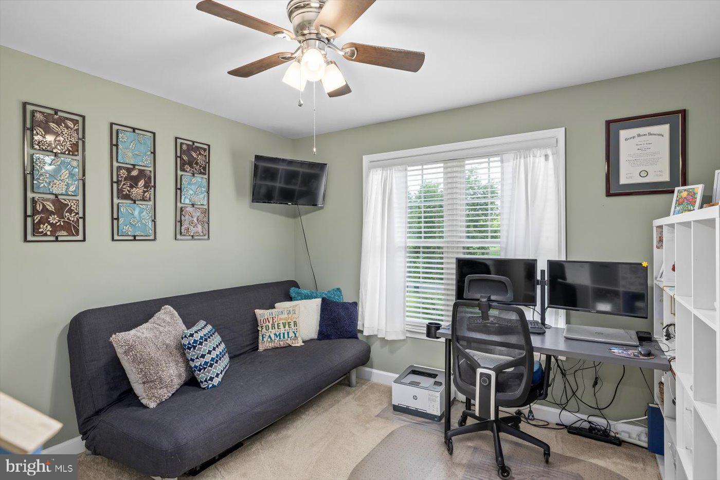29 HOLLY CORNER RD, FREDERICKSBURG, Virginia 22406, 3 Bedrooms Bedrooms, ,2 BathroomsBathrooms,Residential,For sale,29 HOLLY CORNER RD,VAST2040978 MLS # VAST2040978