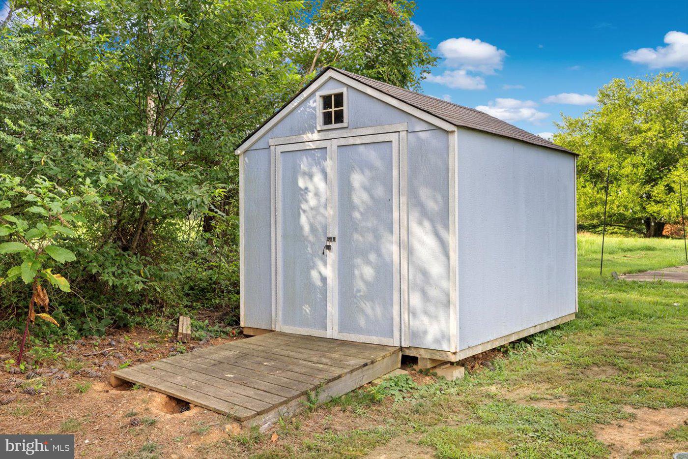 29 HOLLY CORNER RD, FREDERICKSBURG, Virginia 22406, 3 Bedrooms Bedrooms, ,2 BathroomsBathrooms,Residential,For sale,29 HOLLY CORNER RD,VAST2040978 MLS # VAST2040978