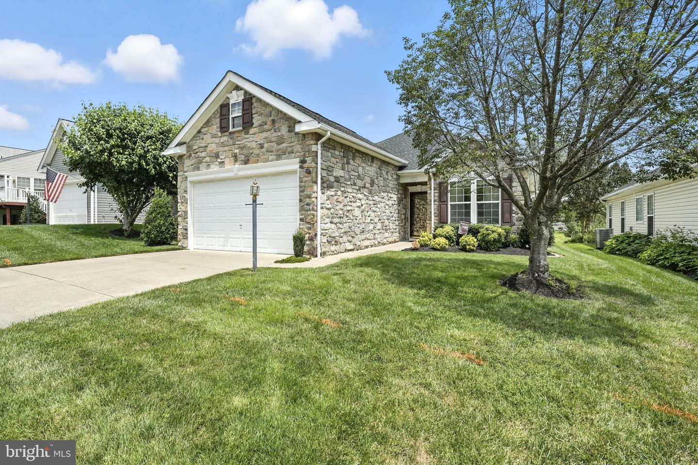 17452 FOUR SEASONS DR, DUMFRIES, Virginia 22025, 3 Bedrooms Bedrooms, ,2 BathroomsBathrooms,Residential,For sale,17452 FOUR SEASONS DR,VAPW2099610 MLS # VAPW2099610
