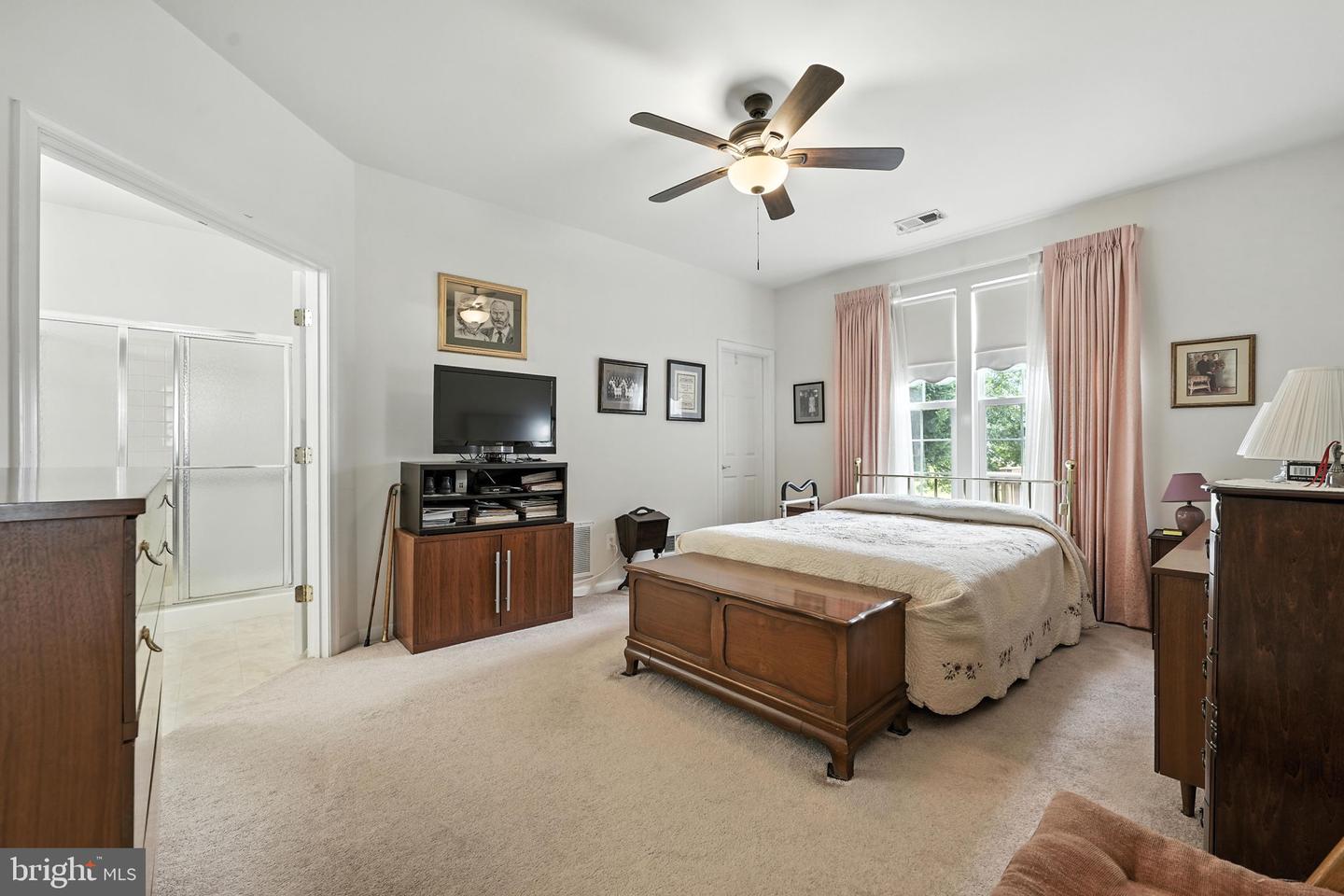 17452 FOUR SEASONS DR, DUMFRIES, Virginia 22025, 3 Bedrooms Bedrooms, ,2 BathroomsBathrooms,Residential,For sale,17452 FOUR SEASONS DR,VAPW2099610 MLS # VAPW2099610