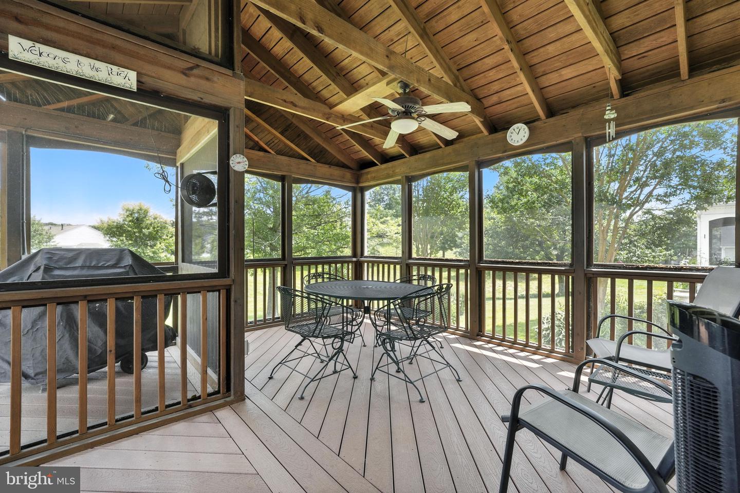 17452 FOUR SEASONS DR, DUMFRIES, Virginia 22025, 3 Bedrooms Bedrooms, ,2 BathroomsBathrooms,Residential,For sale,17452 FOUR SEASONS DR,VAPW2099610 MLS # VAPW2099610