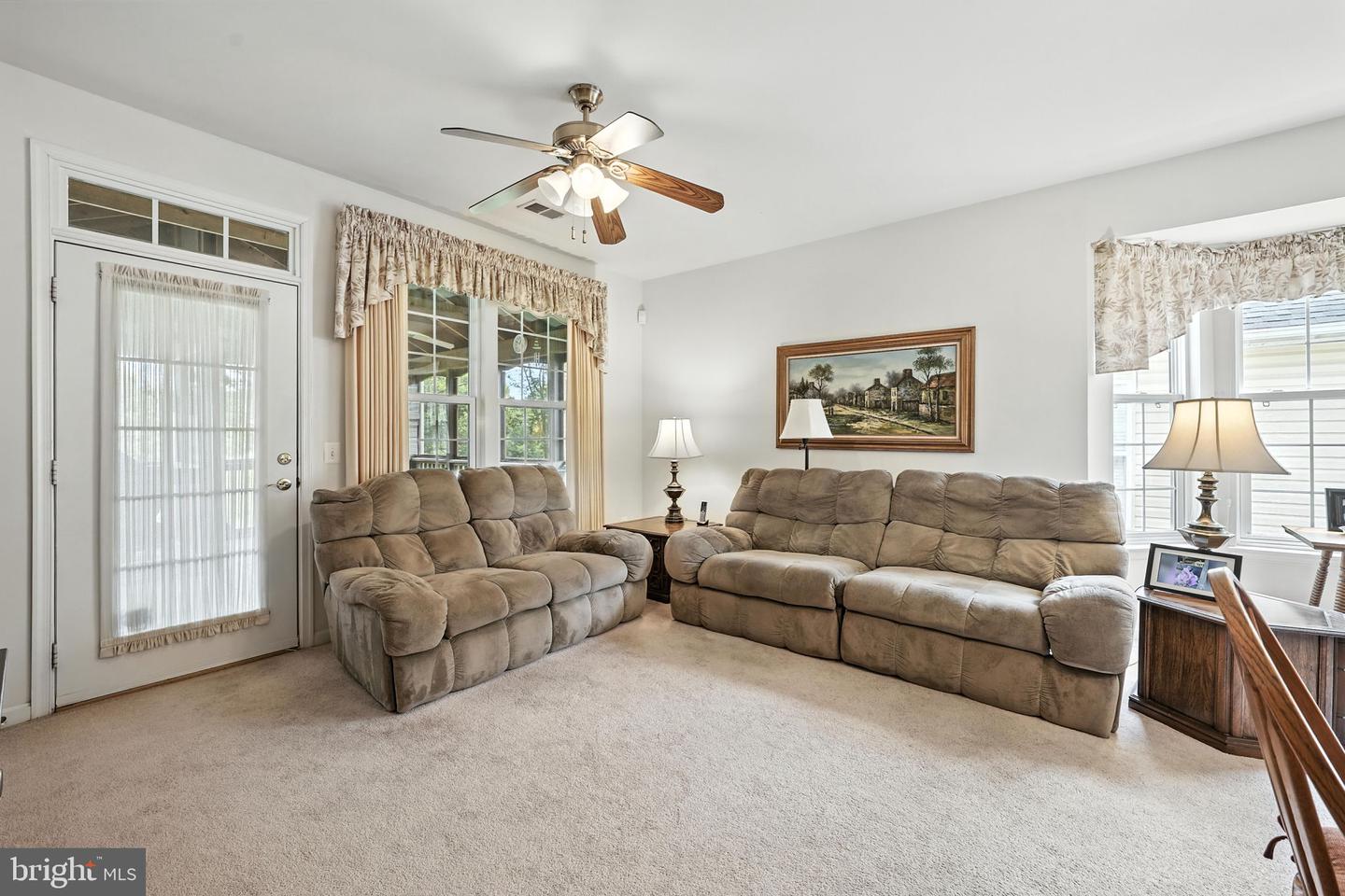 17452 FOUR SEASONS DR, DUMFRIES, Virginia 22025, 3 Bedrooms Bedrooms, ,2 BathroomsBathrooms,Residential,For sale,17452 FOUR SEASONS DR,VAPW2099610 MLS # VAPW2099610
