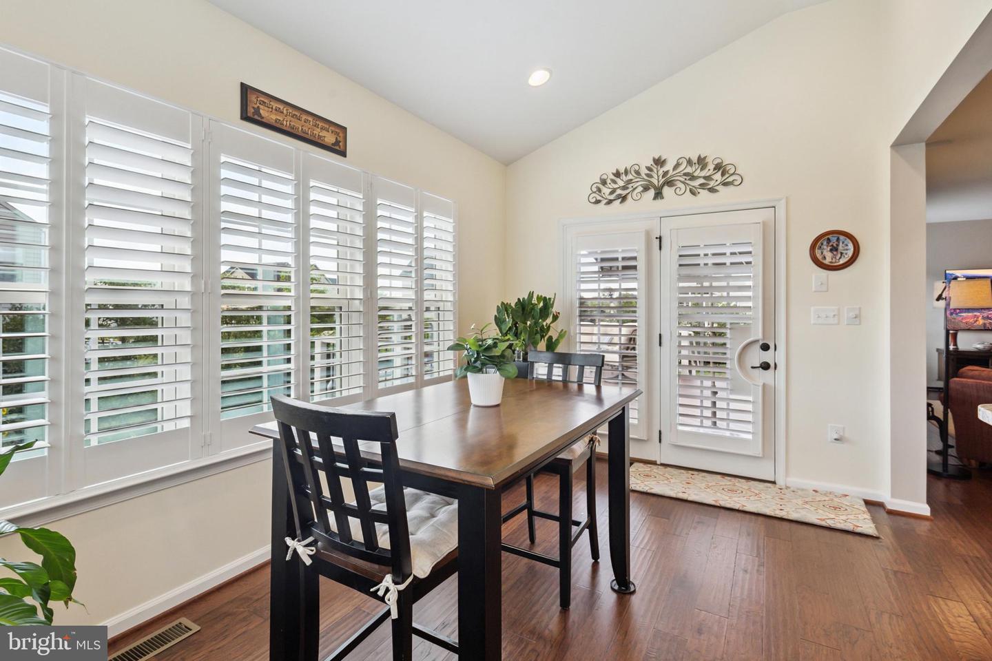 26696 GAYFEATHER DR, CHANTILLY, Virginia 20152, 5 Bedrooms Bedrooms, ,3 BathroomsBathrooms,Residential,For sale,26696 GAYFEATHER DR,VALO2102688 MLS # VALO2102688