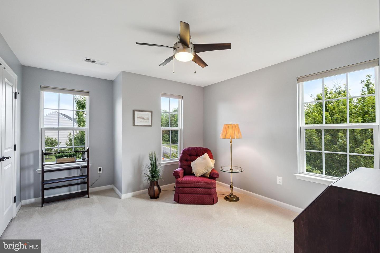 26696 GAYFEATHER DR, CHANTILLY, Virginia 20152, 5 Bedrooms Bedrooms, ,3 BathroomsBathrooms,Residential,For sale,26696 GAYFEATHER DR,VALO2102688 MLS # VALO2102688