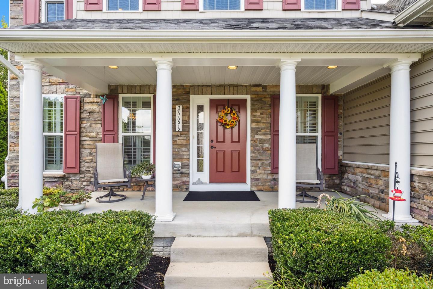 26696 GAYFEATHER DR, CHANTILLY, Virginia 20152, 5 Bedrooms Bedrooms, ,3 BathroomsBathrooms,Residential,For sale,26696 GAYFEATHER DR,VALO2102688 MLS # VALO2102688