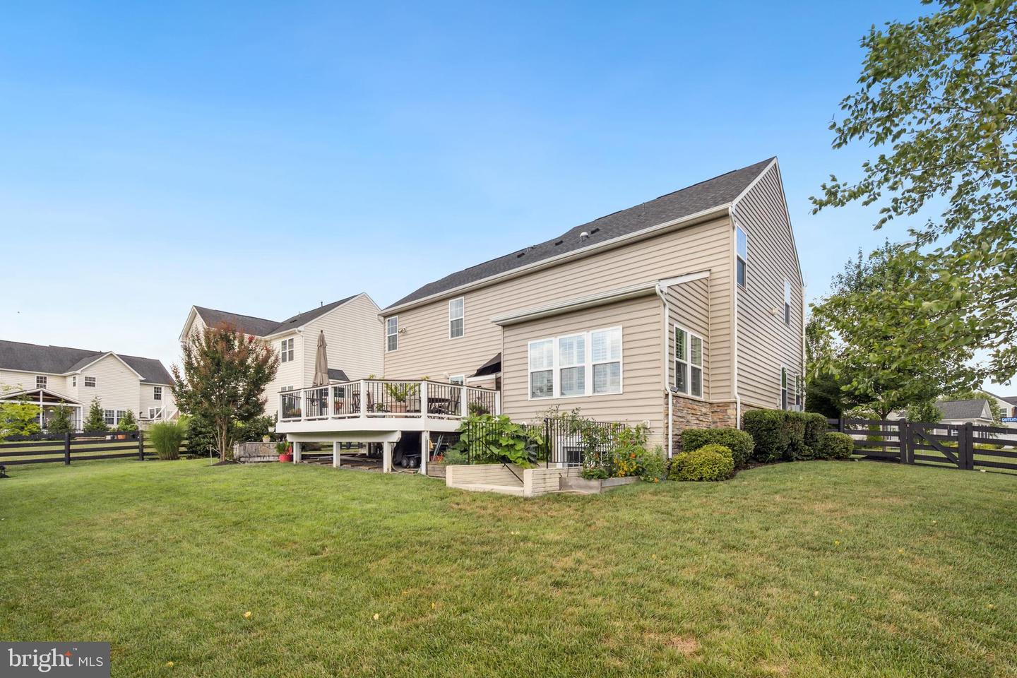 26696 GAYFEATHER DR, CHANTILLY, Virginia 20152, 5 Bedrooms Bedrooms, ,3 BathroomsBathrooms,Residential,For sale,26696 GAYFEATHER DR,VALO2102688 MLS # VALO2102688