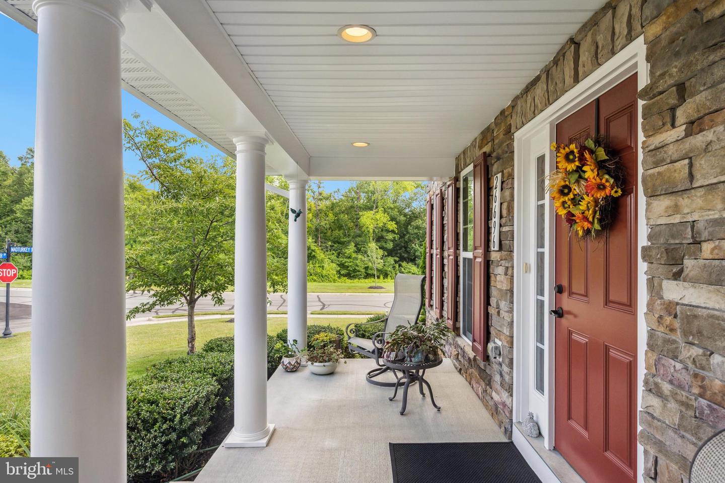26696 GAYFEATHER DR, CHANTILLY, Virginia 20152, 5 Bedrooms Bedrooms, ,3 BathroomsBathrooms,Residential,For sale,26696 GAYFEATHER DR,VALO2102688 MLS # VALO2102688