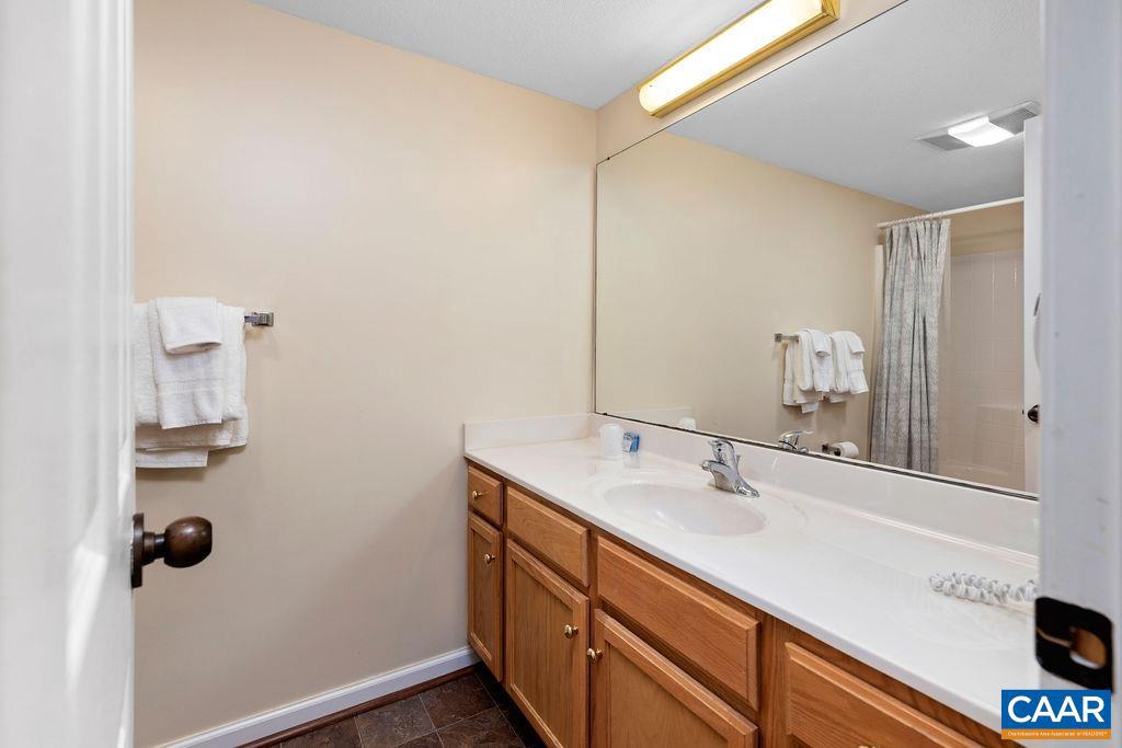 2082 STONE RIDGE CONDOS, WINTERGREEN RESORT, Virginia 22967, 3 Bedrooms Bedrooms, ,3 BathroomsBathrooms,Residential,For sale,2082 STONE RIDGE CONDOS,666934 MLS # 666934