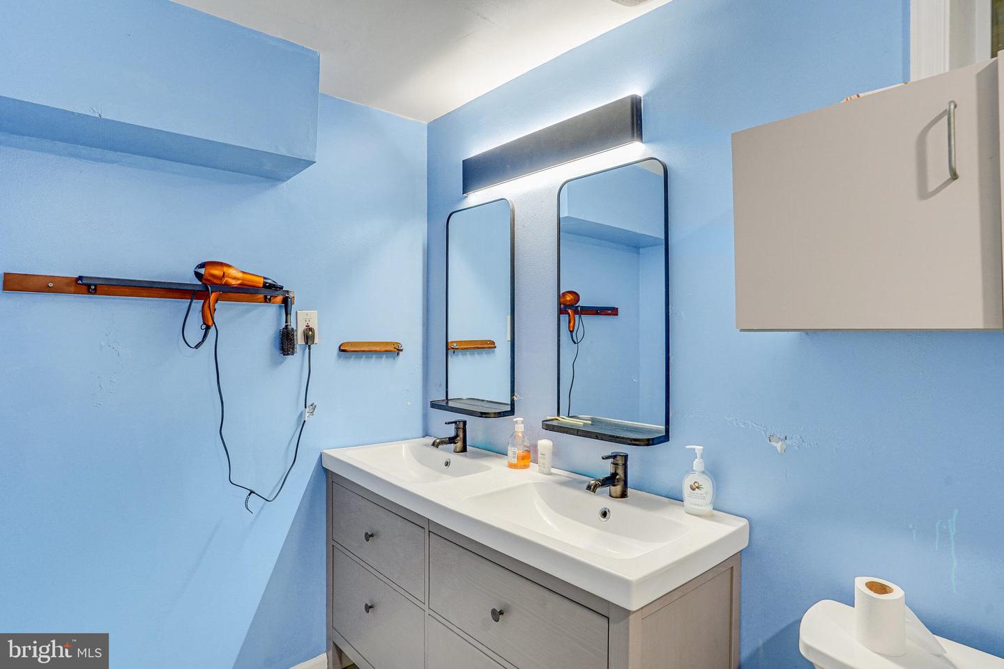 3702 PAUL ST, ALEXANDRIA, Virginia 22311, 3 Bedrooms Bedrooms, ,2 BathroomsBathrooms,Residential,For sale,3702 PAUL ST,VAFX2256528 MLS # VAFX2256528