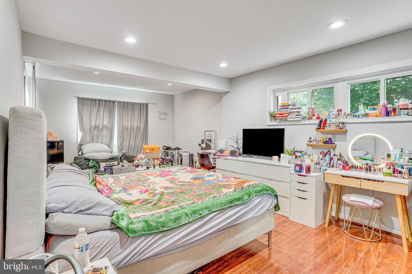 3702 PAUL ST, ALEXANDRIA, Virginia 22311, 3 Bedrooms Bedrooms, ,2 BathroomsBathrooms,Residential,For sale,3702 PAUL ST,VAFX2256528 MLS # VAFX2256528