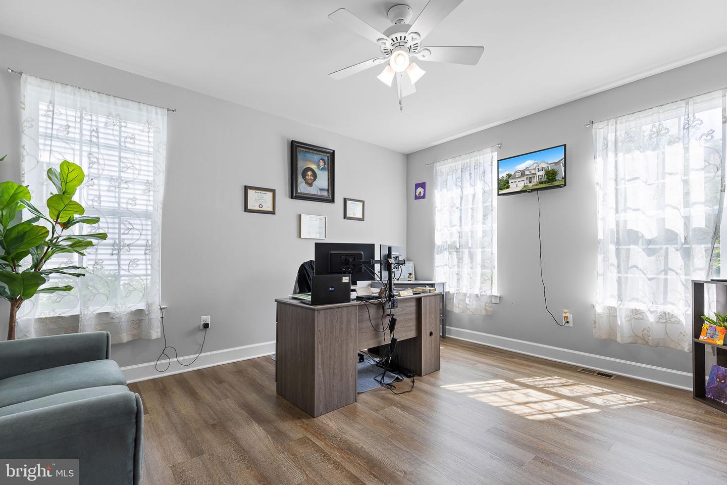 401 DAYLILY LN, STAFFORD, Virginia 22554, 5 Bedrooms Bedrooms, ,4 BathroomsBathrooms,Residential,For sale,401 DAYLILY LN,VAST2040992 MLS # VAST2040992