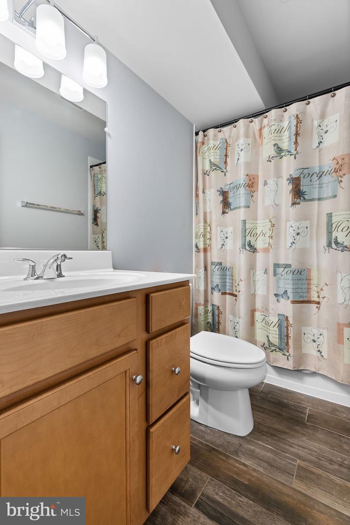 401 DAYLILY LN, STAFFORD, Virginia 22554, 5 Bedrooms Bedrooms, ,4 BathroomsBathrooms,Residential,For sale,401 DAYLILY LN,VAST2040992 MLS # VAST2040992