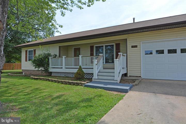 10123 ERIN CT, MANASSAS, Virginia 20110, 4 Bedrooms Bedrooms, ,2 BathroomsBathrooms,Residential,For sale,10123 ERIN CT,VAMN2009058 MLS # VAMN2009058