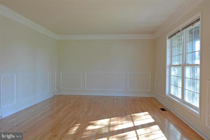 10123 ERIN CT, MANASSAS, Virginia 20110, 4 Bedrooms Bedrooms, ,2 BathroomsBathrooms,Residential,For sale,10123 ERIN CT,VAMN2009058 MLS # VAMN2009058