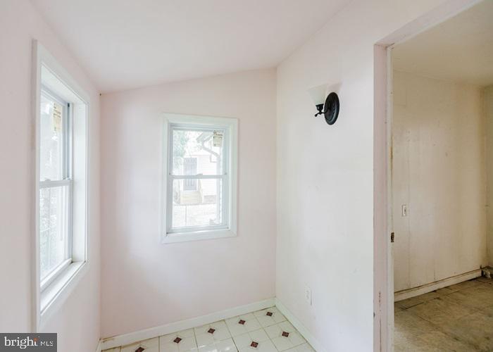722 32ND ST SE, WASHINGTON, District Of Columbia 20019, 3 Bedrooms Bedrooms, ,1 BathroomBathrooms,Residential,For sale,722 32ND ST SE,DCDC2211278 MLS # DCDC2211278