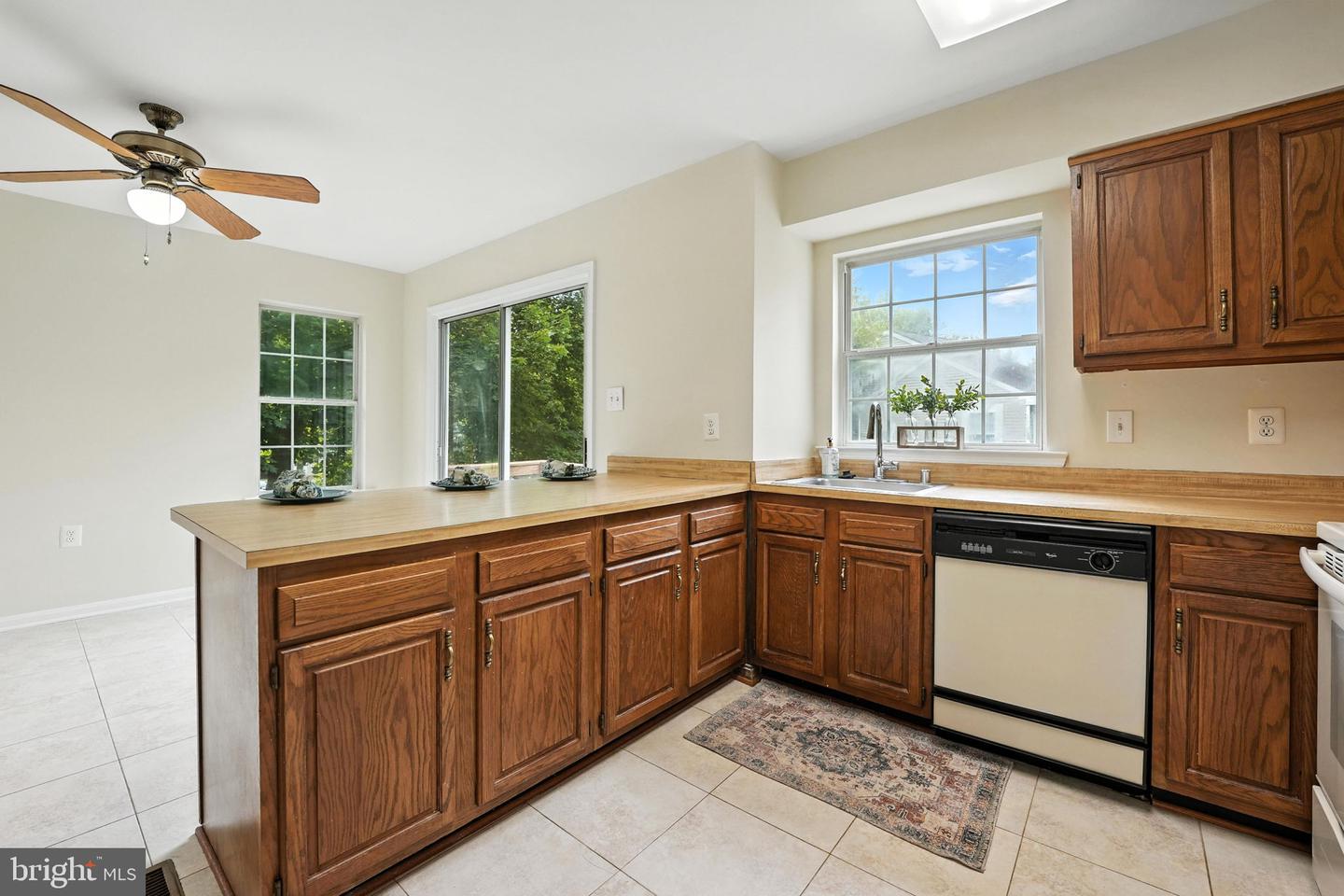 15400 BEACHWATER CT, DUMFRIES, Virginia 22025, 3 Bedrooms Bedrooms, ,2 BathroomsBathrooms,Residential,For sale,15400 BEACHWATER CT,VAPW2099656 MLS # VAPW2099656