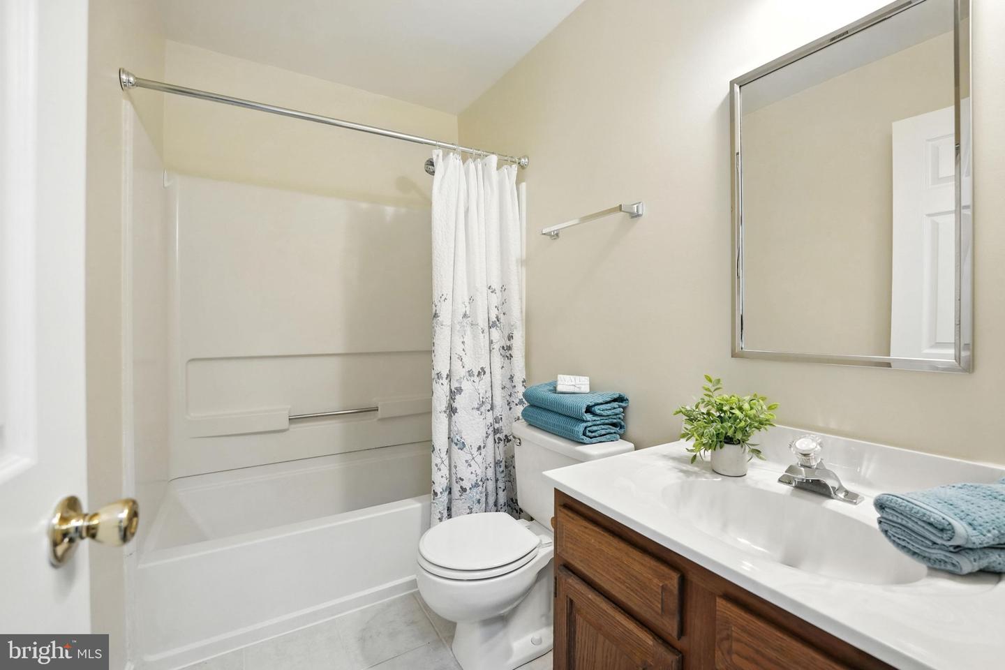 15400 BEACHWATER CT, DUMFRIES, Virginia 22025, 3 Bedrooms Bedrooms, ,2 BathroomsBathrooms,Residential,For sale,15400 BEACHWATER CT,VAPW2099656 MLS # VAPW2099656