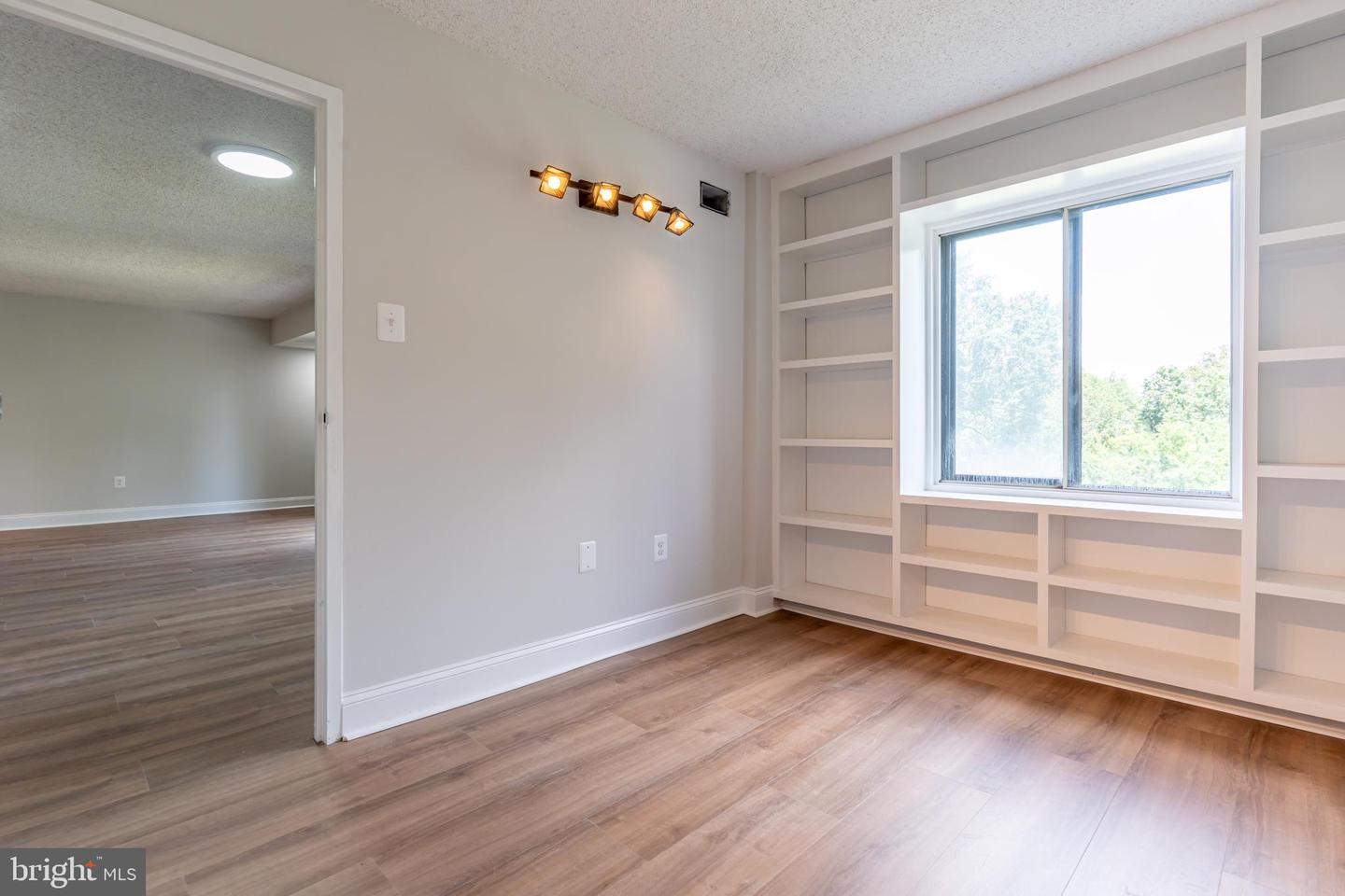 200 N PICKETT ST N #311, ALEXANDRIA, Virginia 22304, 2 Bedrooms Bedrooms, ,2 BathroomsBathrooms,Residential,For sale,200 N PICKETT ST N #311,VAAX2047682 MLS # VAAX2047682