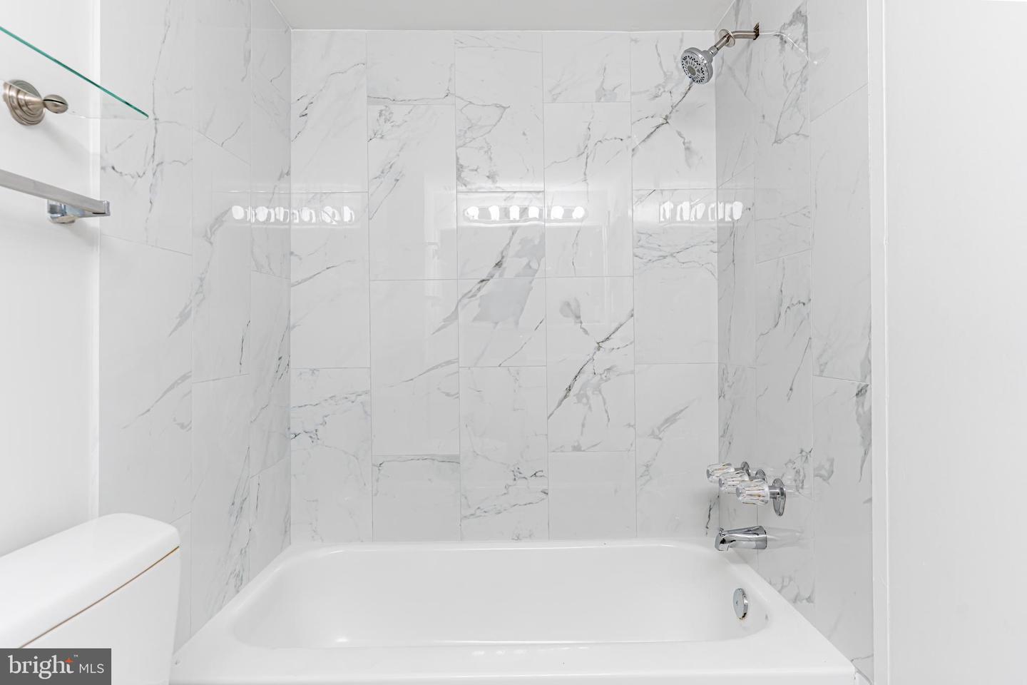 200 N PICKETT ST N #311, ALEXANDRIA, Virginia 22304, 2 Bedrooms Bedrooms, ,2 BathroomsBathrooms,Residential,For sale,200 N PICKETT ST N #311,VAAX2047682 MLS # VAAX2047682