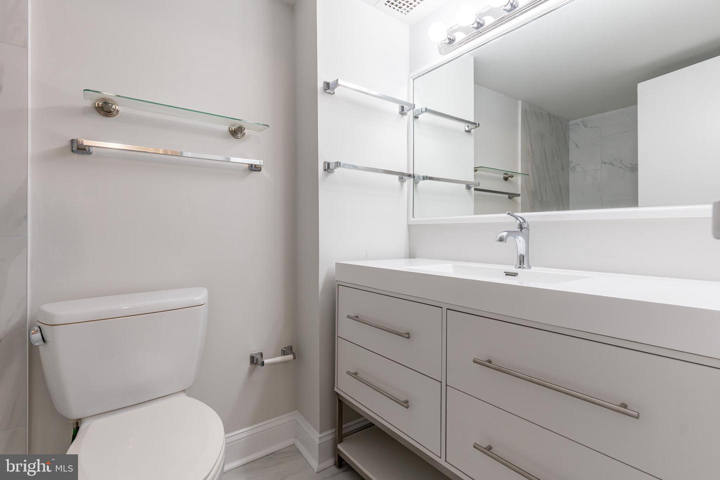 200 N PICKETT ST N #311, ALEXANDRIA, Virginia 22304, 2 Bedrooms Bedrooms, ,2 BathroomsBathrooms,Residential,For sale,200 N PICKETT ST N #311,VAAX2047682 MLS # VAAX2047682