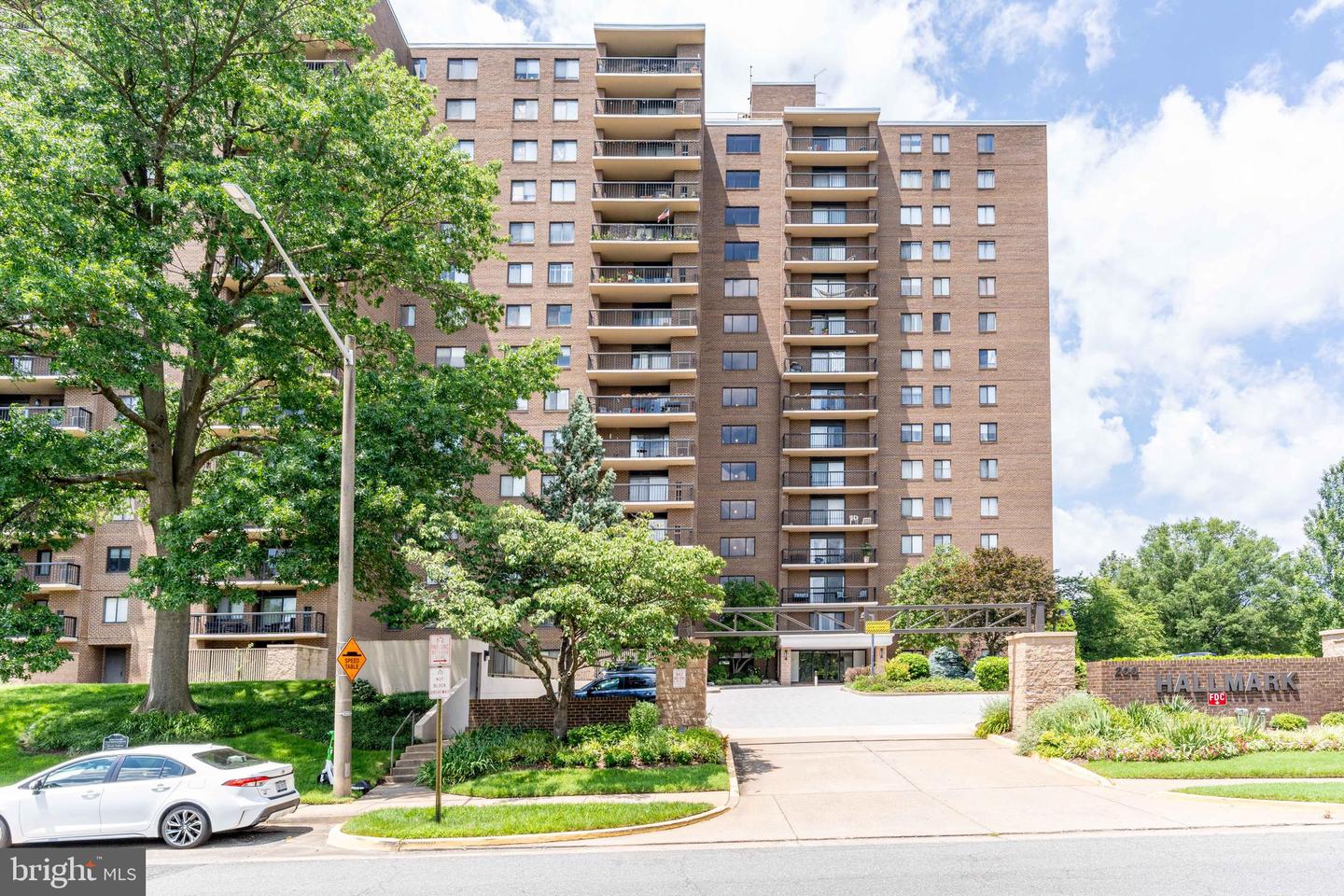 200 N PICKETT ST N #311, ALEXANDRIA, Virginia 22304, 2 Bedrooms Bedrooms, ,2 BathroomsBathrooms,Residential,For sale,200 N PICKETT ST N #311,VAAX2047682 MLS # VAAX2047682
