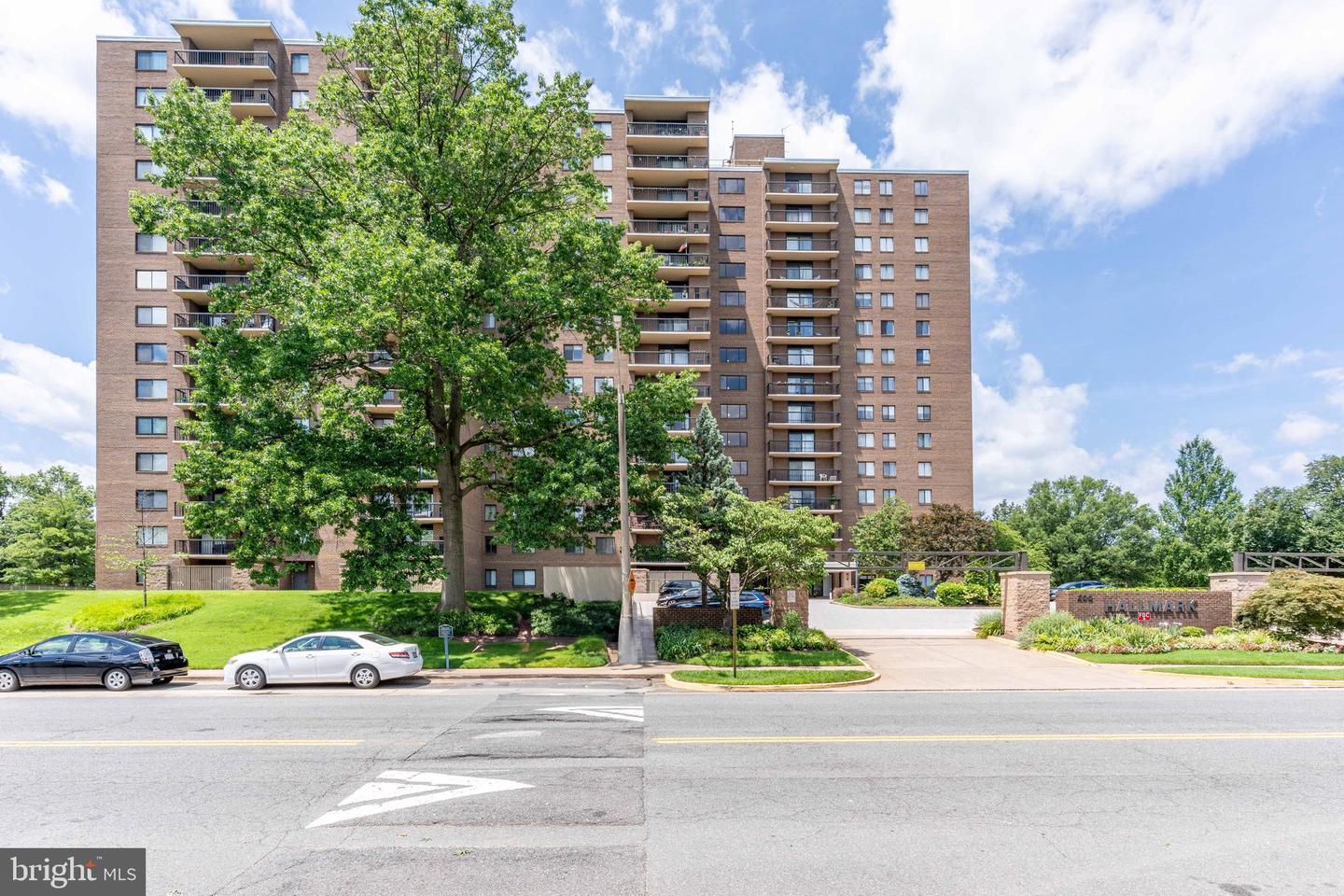 200 N PICKETT ST N #311, ALEXANDRIA, Virginia 22304, 2 Bedrooms Bedrooms, ,2 BathroomsBathrooms,Residential,For sale,200 N PICKETT ST N #311,VAAX2047682 MLS # VAAX2047682