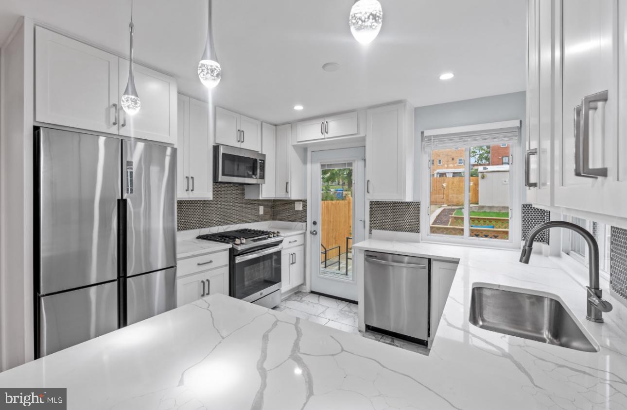 714 HAMILTON ST NE, WASHINGTON, District Of Columbia 20011, 3 Bedrooms Bedrooms, ,2 BathroomsBathrooms,Residential,For sale,714 HAMILTON ST NE,DCDC2211298 MLS # DCDC2211298