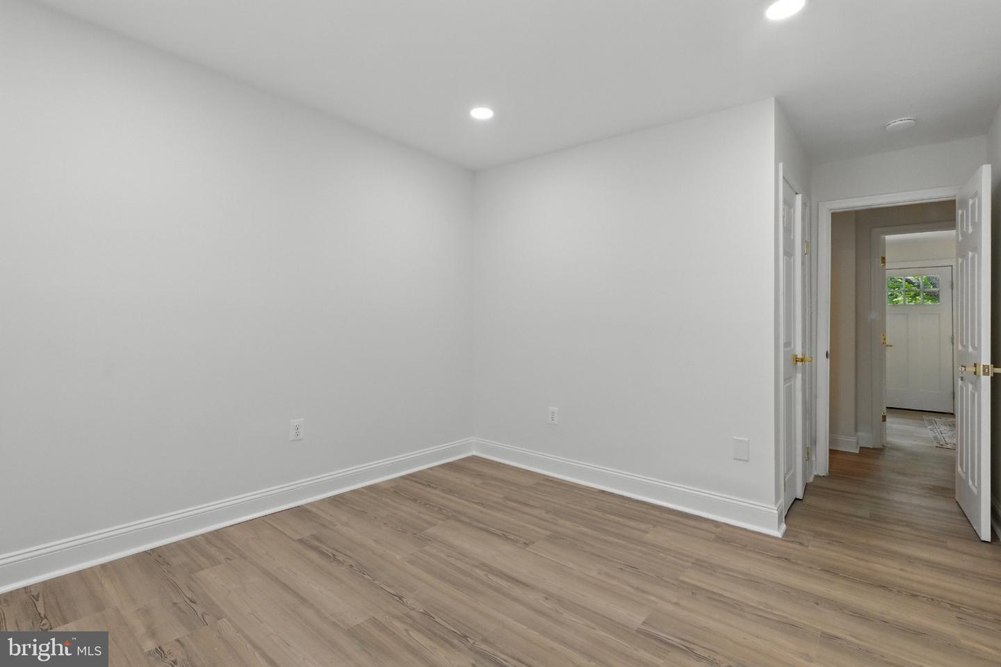 5626 CLAY PL NE, WASHINGTON, District Of Columbia 20019, 4 Bedrooms Bedrooms, ,3 BathroomsBathrooms,Residential,For sale,5626 CLAY PL NE,DCDC2211320 MLS # DCDC2211320