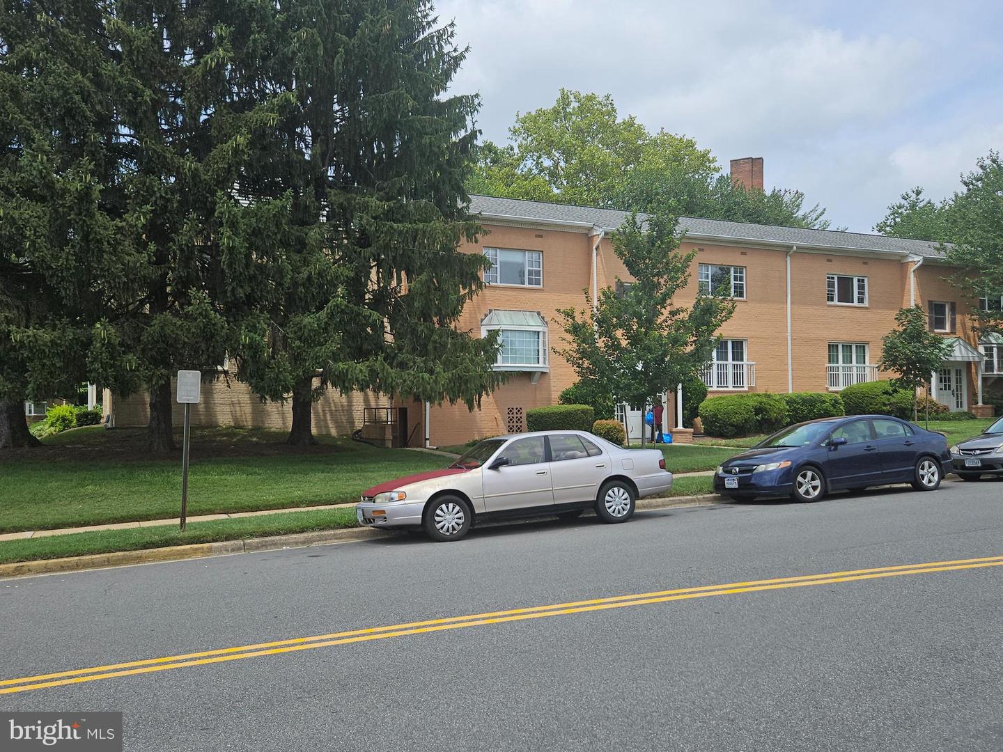 2916 PEYTON RANDOLPH DR #158, FALLS CHURCH, Virginia 22044, 1 Bedroom Bedrooms, ,1 BathroomBathrooms,Residential,For sale,2916 PEYTON RANDOLPH DR #158,VAFX2256644 MLS # VAFX2256644