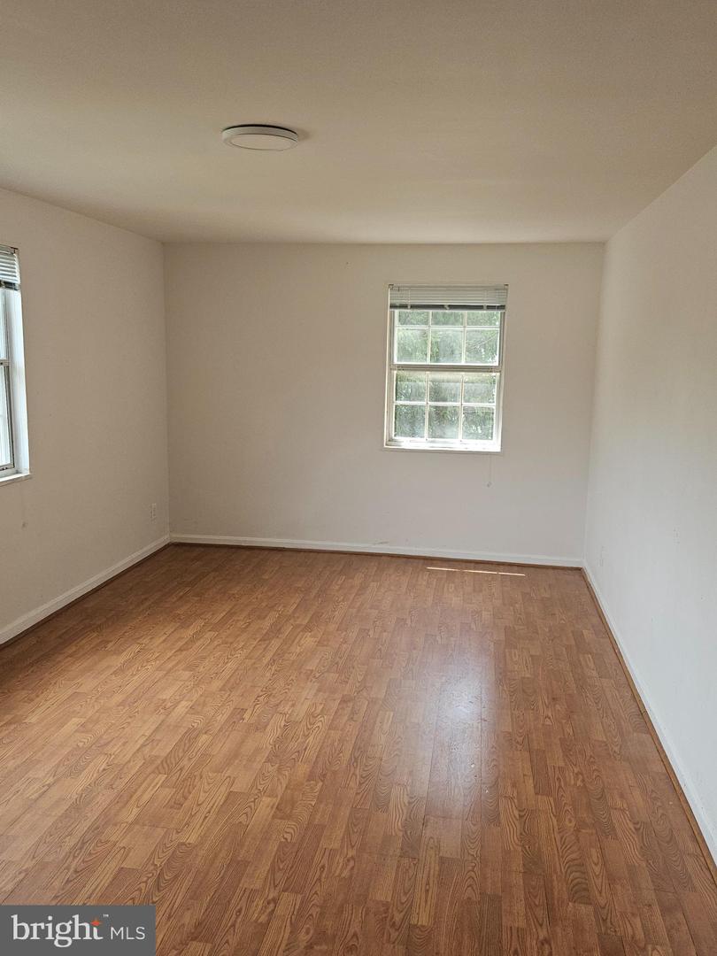 2916 PEYTON RANDOLPH DR #158, FALLS CHURCH, Virginia 22044, 1 Bedroom Bedrooms, ,1 BathroomBathrooms,Residential,For sale,2916 PEYTON RANDOLPH DR #158,VAFX2256644 MLS # VAFX2256644