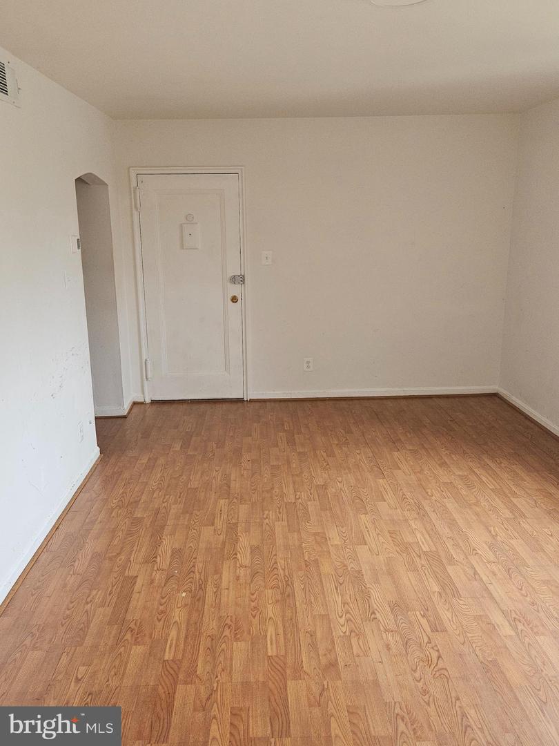 2916 PEYTON RANDOLPH DR #158, FALLS CHURCH, Virginia 22044, 1 Bedroom Bedrooms, ,1 BathroomBathrooms,Residential,For sale,2916 PEYTON RANDOLPH DR #158,VAFX2256644 MLS # VAFX2256644