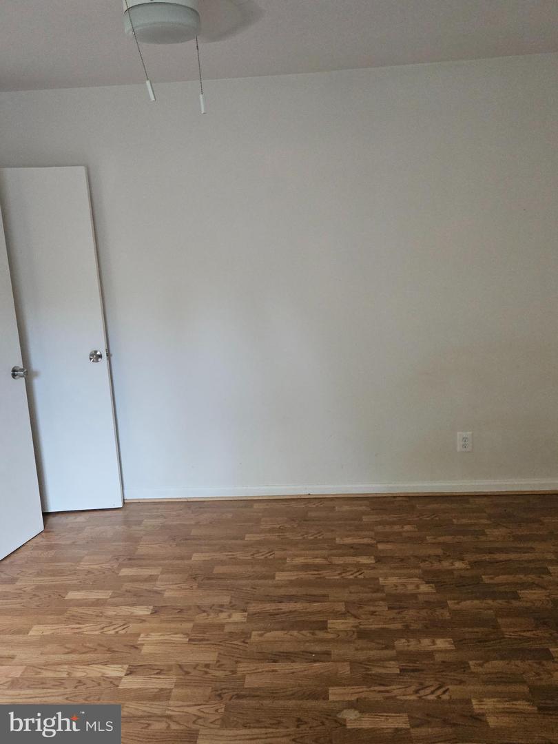 2916 PEYTON RANDOLPH DR #158, FALLS CHURCH, Virginia 22044, 1 Bedroom Bedrooms, ,1 BathroomBathrooms,Residential,For sale,2916 PEYTON RANDOLPH DR #158,VAFX2256644 MLS # VAFX2256644