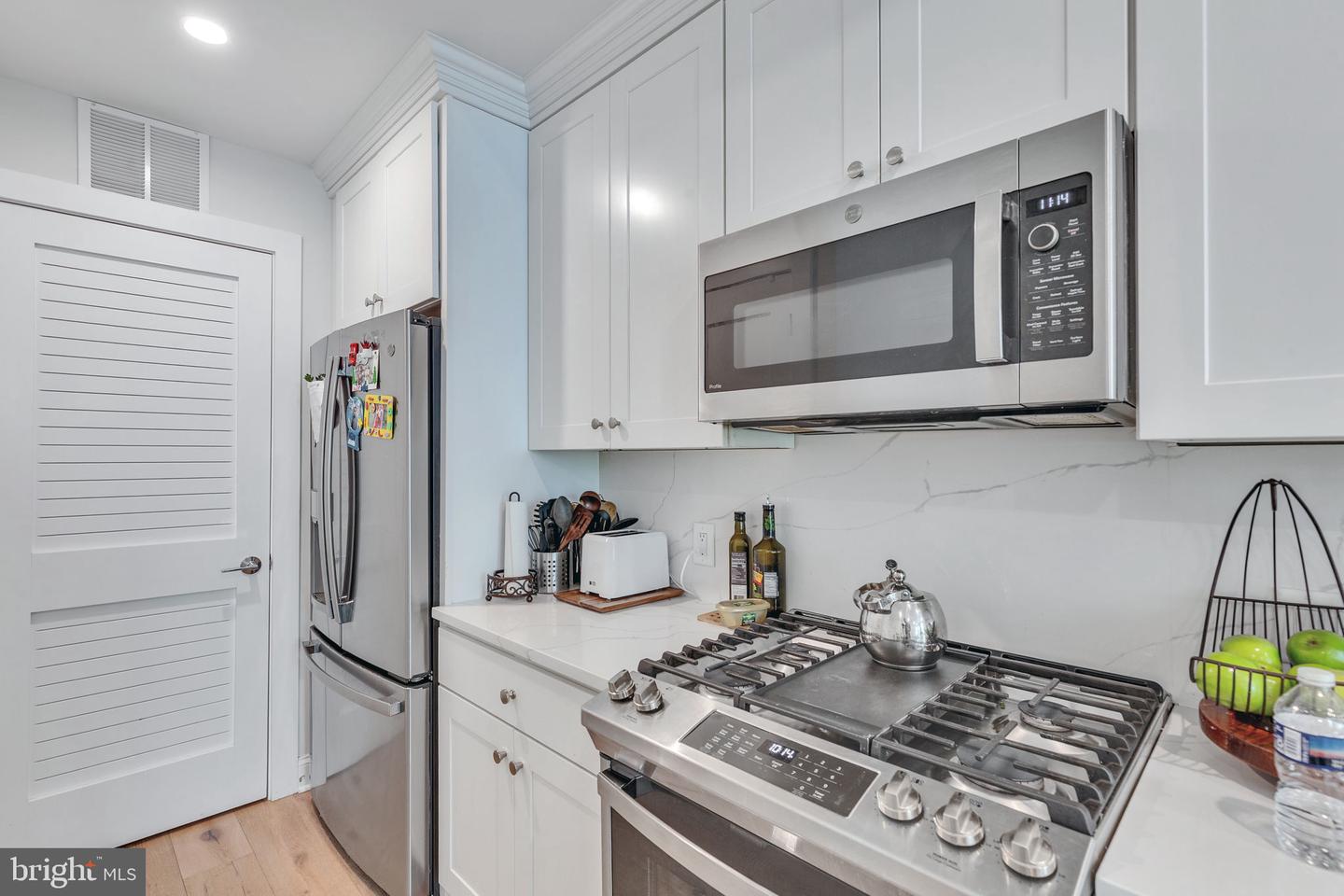 4319 HARRISON ST NW #6, WASHINGTON, District Of Columbia 20015, 2 Bedrooms Bedrooms, ,2 BathroomsBathrooms,Residential,For sale,4319 HARRISON ST NW #6,DCDC2211336 MLS # DCDC2211336