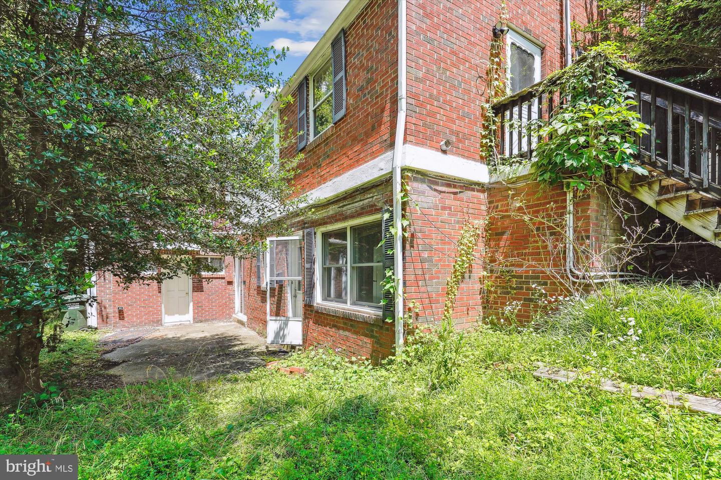 1295 COLVIN FOREST DR, VIENNA, Virginia 22182, 6 Bedrooms Bedrooms, ,3 BathroomsBathrooms,Residential,For sale,1295 COLVIN FOREST DR,VAFX2256656 MLS # VAFX2256656