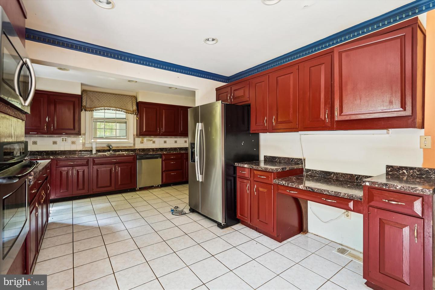 1295 COLVIN FOREST DR, VIENNA, Virginia 22182, 6 Bedrooms Bedrooms, ,3 BathroomsBathrooms,Residential,For sale,1295 COLVIN FOREST DR,VAFX2256656 MLS # VAFX2256656