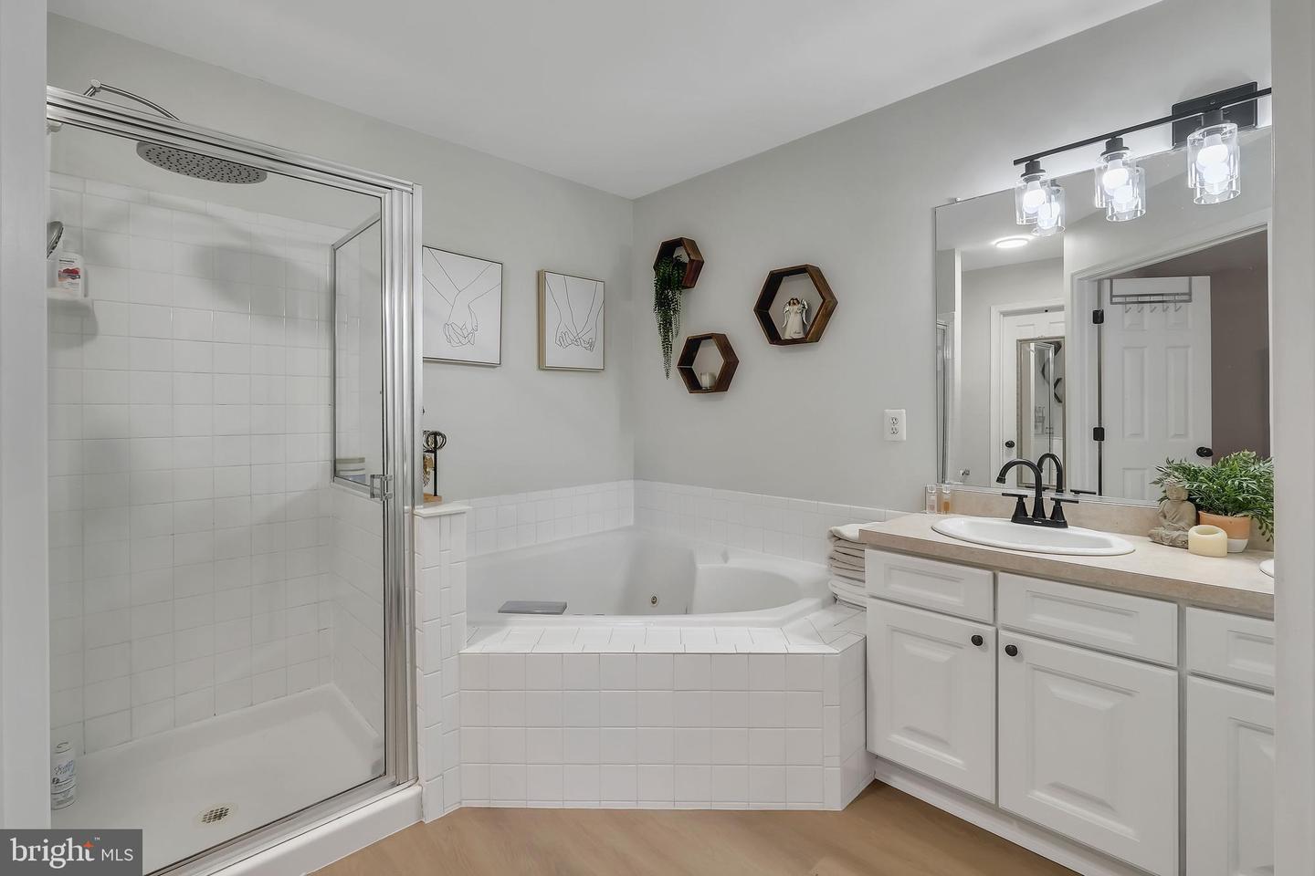 277 GOLDEN LARCH TER NE, LEESBURG, Virginia 20176, 3 Bedrooms Bedrooms, ,2 BathroomsBathrooms,Residential,For sale,277 GOLDEN LARCH TER NE,VALO2102826 MLS # VALO2102826