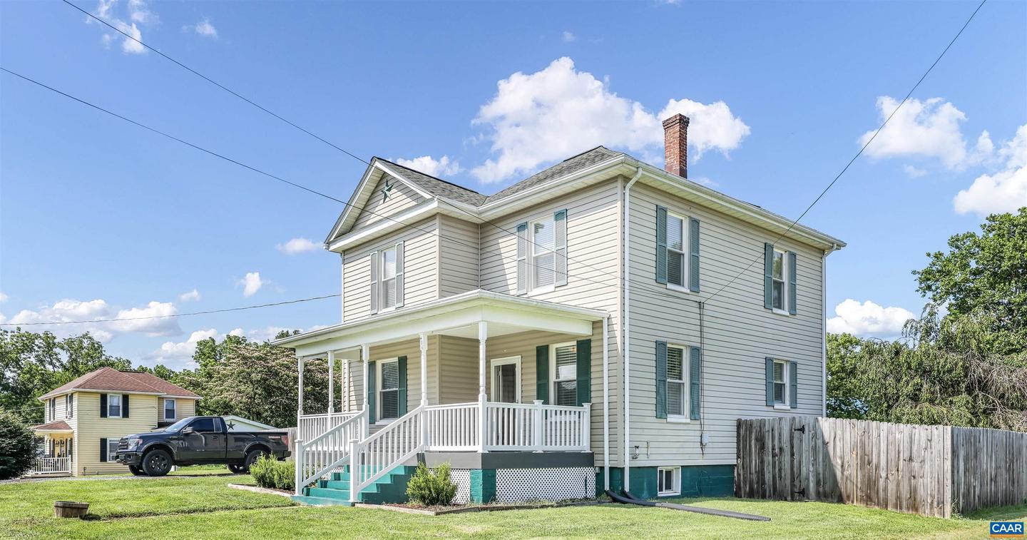 406 LONG AVE, SHENANDOAH, Virginia 22849, 4 Bedrooms Bedrooms, ,2 BathroomsBathrooms,Residential,For sale,406 LONG AVE,666955 MLS # 666955
