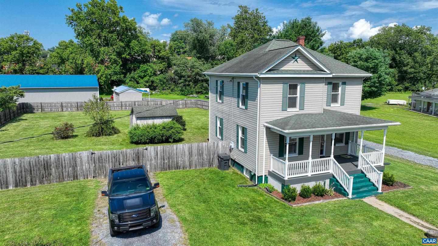 406 LONG AVE, SHENANDOAH, Virginia 22849, 4 Bedrooms Bedrooms, ,2 BathroomsBathrooms,Residential,For sale,406 LONG AVE,666955 MLS # 666955