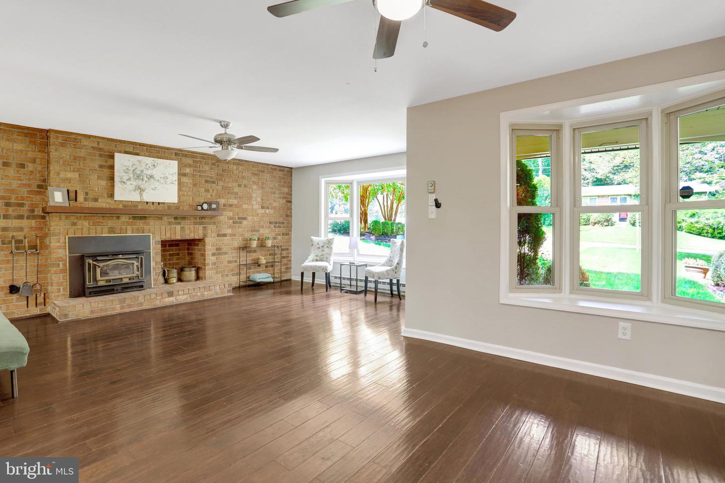 8449 THAMES ST, SPRINGFIELD, Virginia 22151, 4 Bedrooms Bedrooms, ,2 BathroomsBathrooms,Residential,For sale,8449 THAMES ST,VAFX2256662 MLS # VAFX2256662
