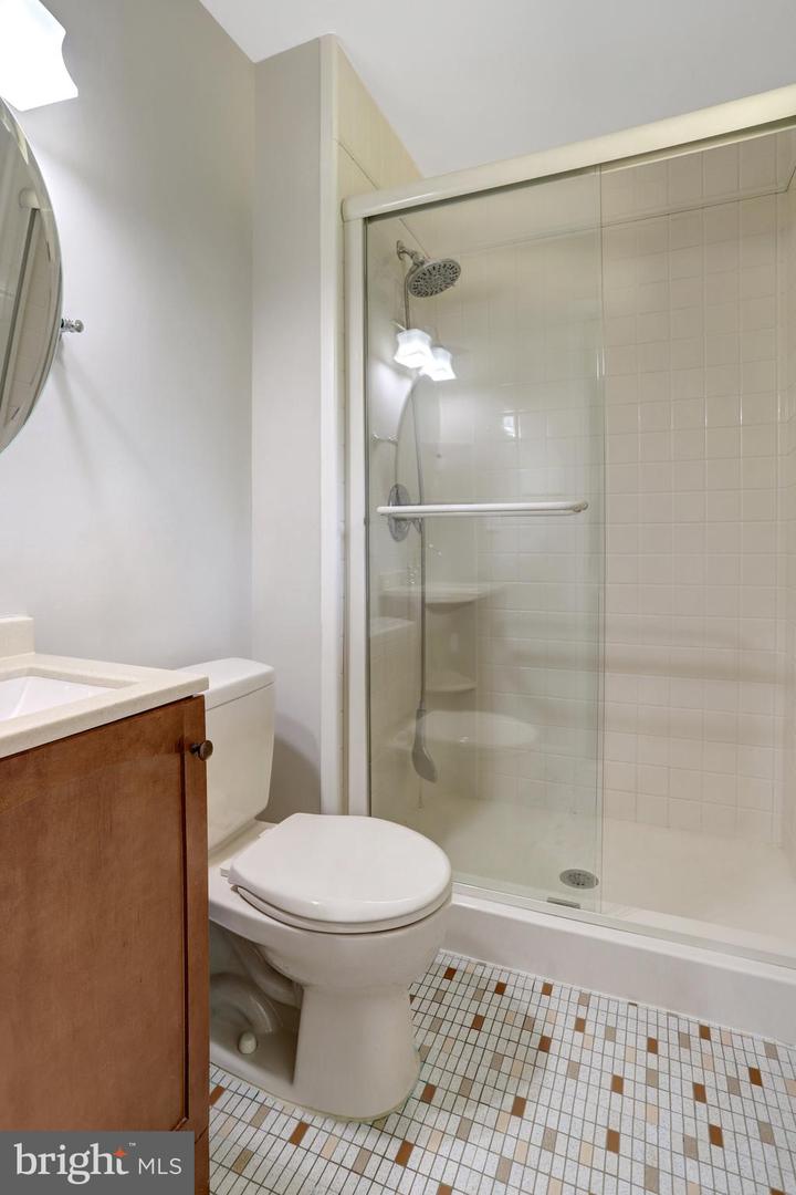 8449 THAMES ST, SPRINGFIELD, Virginia 22151, 4 Bedrooms Bedrooms, ,2 BathroomsBathrooms,Residential,For sale,8449 THAMES ST,VAFX2256662 MLS # VAFX2256662