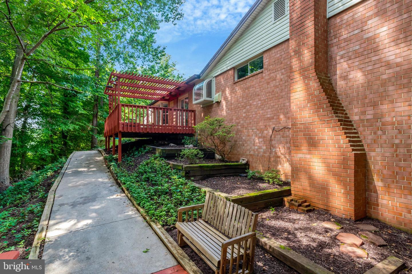 8449 THAMES ST, SPRINGFIELD, Virginia 22151, 4 Bedrooms Bedrooms, ,2 BathroomsBathrooms,Residential,For sale,8449 THAMES ST,VAFX2256662 MLS # VAFX2256662