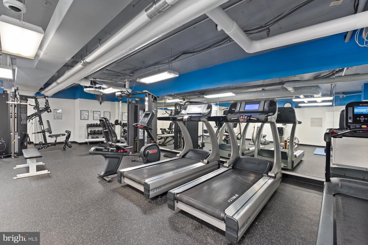 2311 PIMMIT DR #606, FALLS CHURCH, Virginia 22043, 1 Bedroom Bedrooms, ,1 BathroomBathrooms,Residential,For sale,2311 PIMMIT DR #606,VAFX2256668 MLS # VAFX2256668