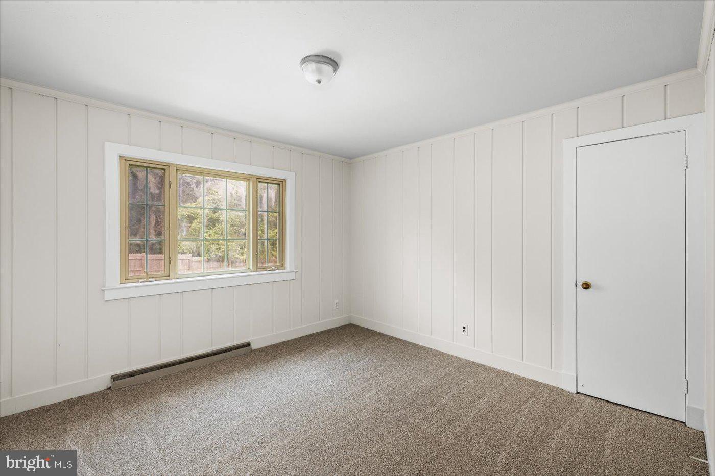 300 PHILLIPS ST, FREDERICKSBURG, Virginia 22405, 4 Bedrooms Bedrooms, ,2 BathroomsBathrooms,Residential,For sale,300 PHILLIPS ST,VAST2041010 MLS # VAST2041010