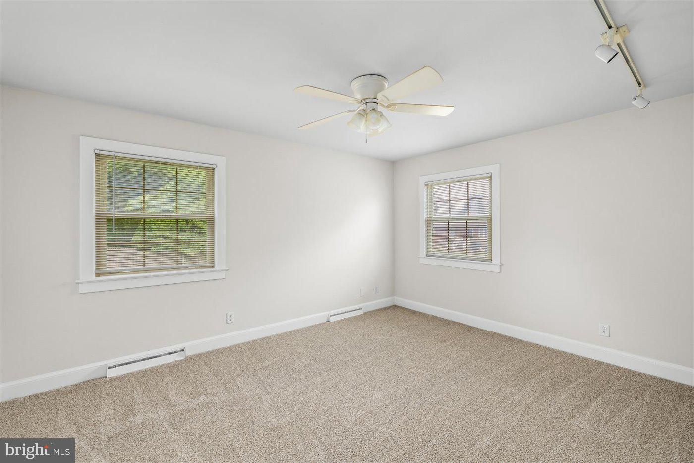 300 PHILLIPS ST, FREDERICKSBURG, Virginia 22405, 4 Bedrooms Bedrooms, ,2 BathroomsBathrooms,Residential,For sale,300 PHILLIPS ST,VAST2041010 MLS # VAST2041010