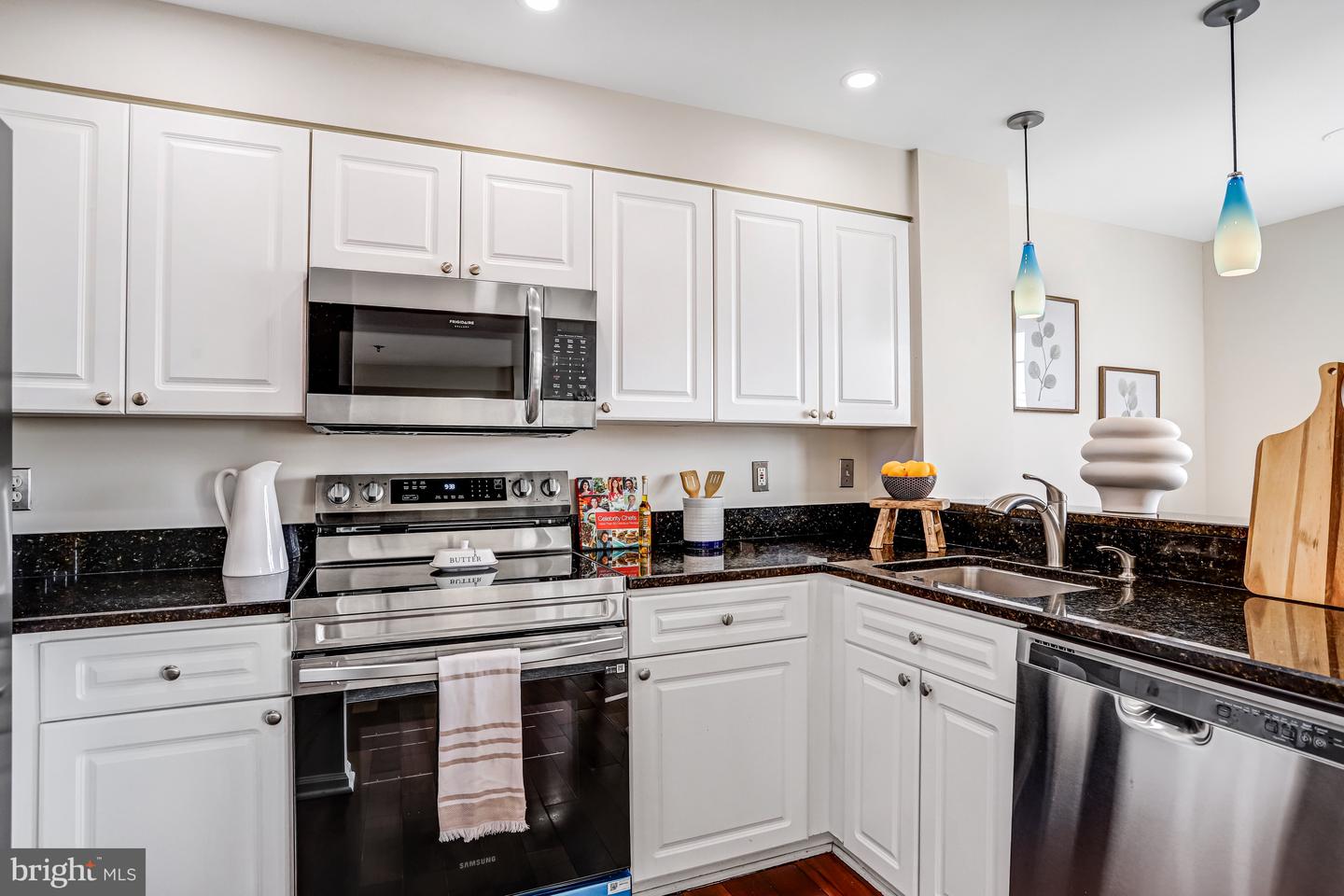 1312 MASSACHUSETTS AVE NW #801, WASHINGTON, District Of Columbia 20005, 2 Bedrooms Bedrooms, ,2 BathroomsBathrooms,Residential,For sale,1312 MASSACHUSETTS AVE NW #801,DCDC2211350 MLS # DCDC2211350