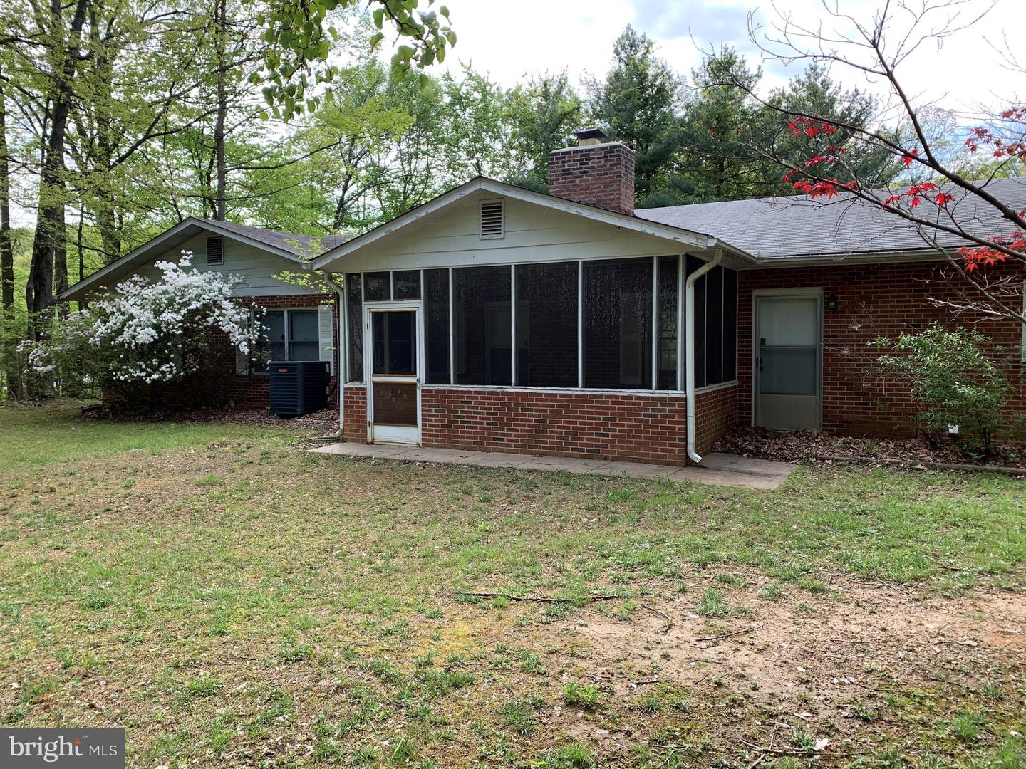 4515 SHIRLEY GATE RD, FAIRFAX, Virginia 22030, 4 Bedrooms Bedrooms, ,2 BathroomsBathrooms,Residential,For sale,4515 SHIRLEY GATE RD,VAFX2256678 MLS # VAFX2256678